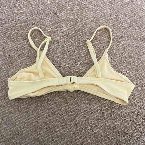 Bikini bundle! - Picture 9 of 13